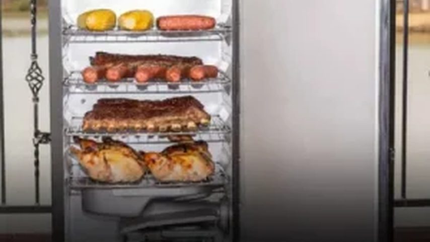 Camp Chef SmokePro DLX pellet grill vs Traeger Lil Tex elite